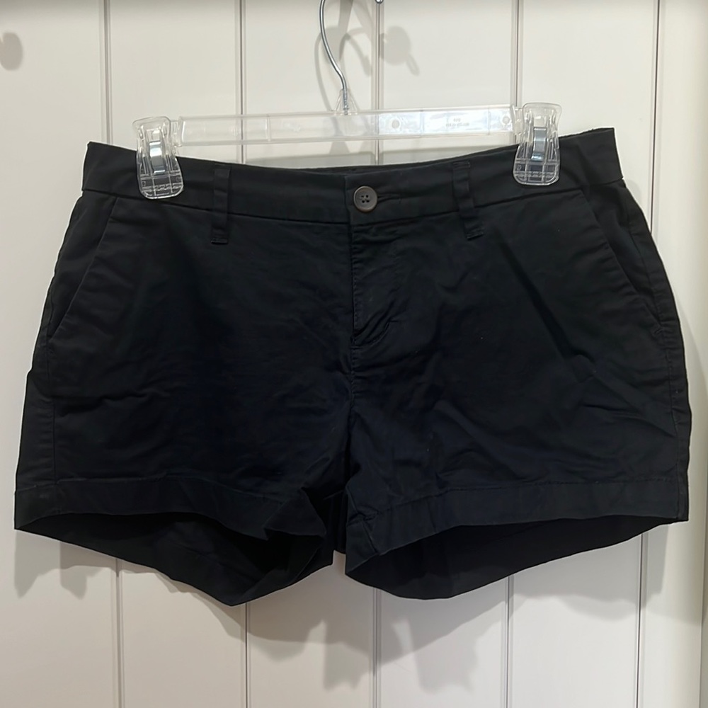 Old Navy Black Chino Khaki Shorts Size 2 Pockets Spring Summer Zipper Zip Button